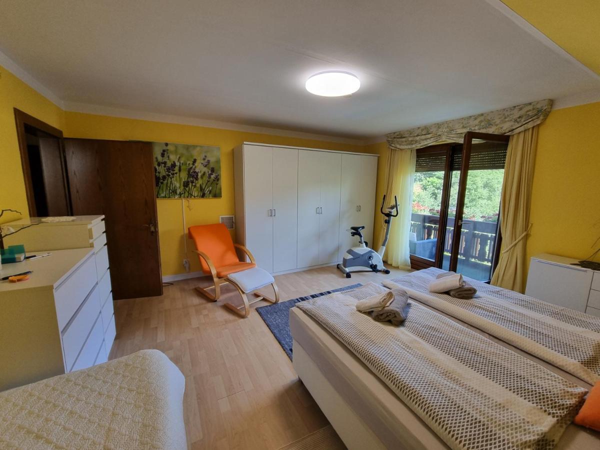 Haus Flora - Ferienwohnung Bodensdorf Luaran gambar