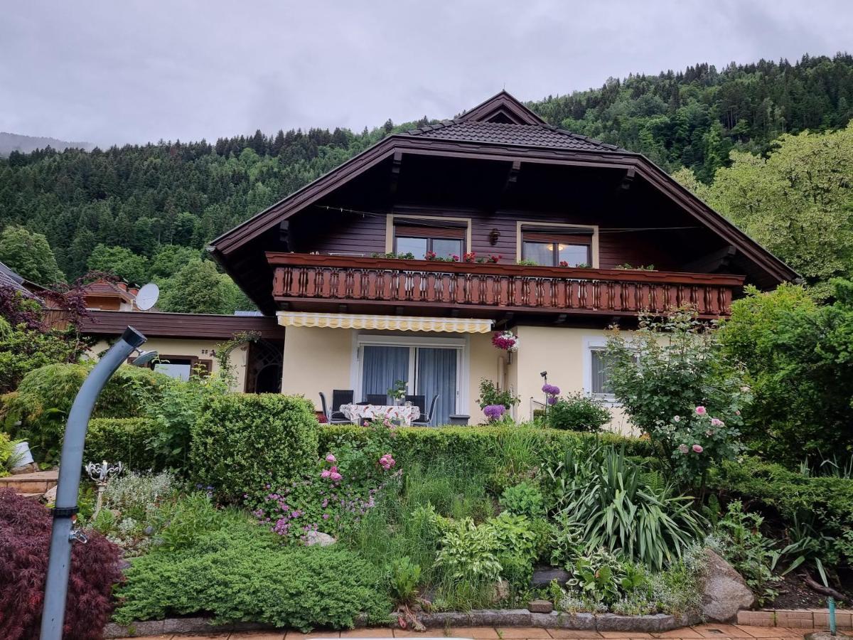 Haus Flora - Ferienwohnung Bodensdorf Luaran gambar