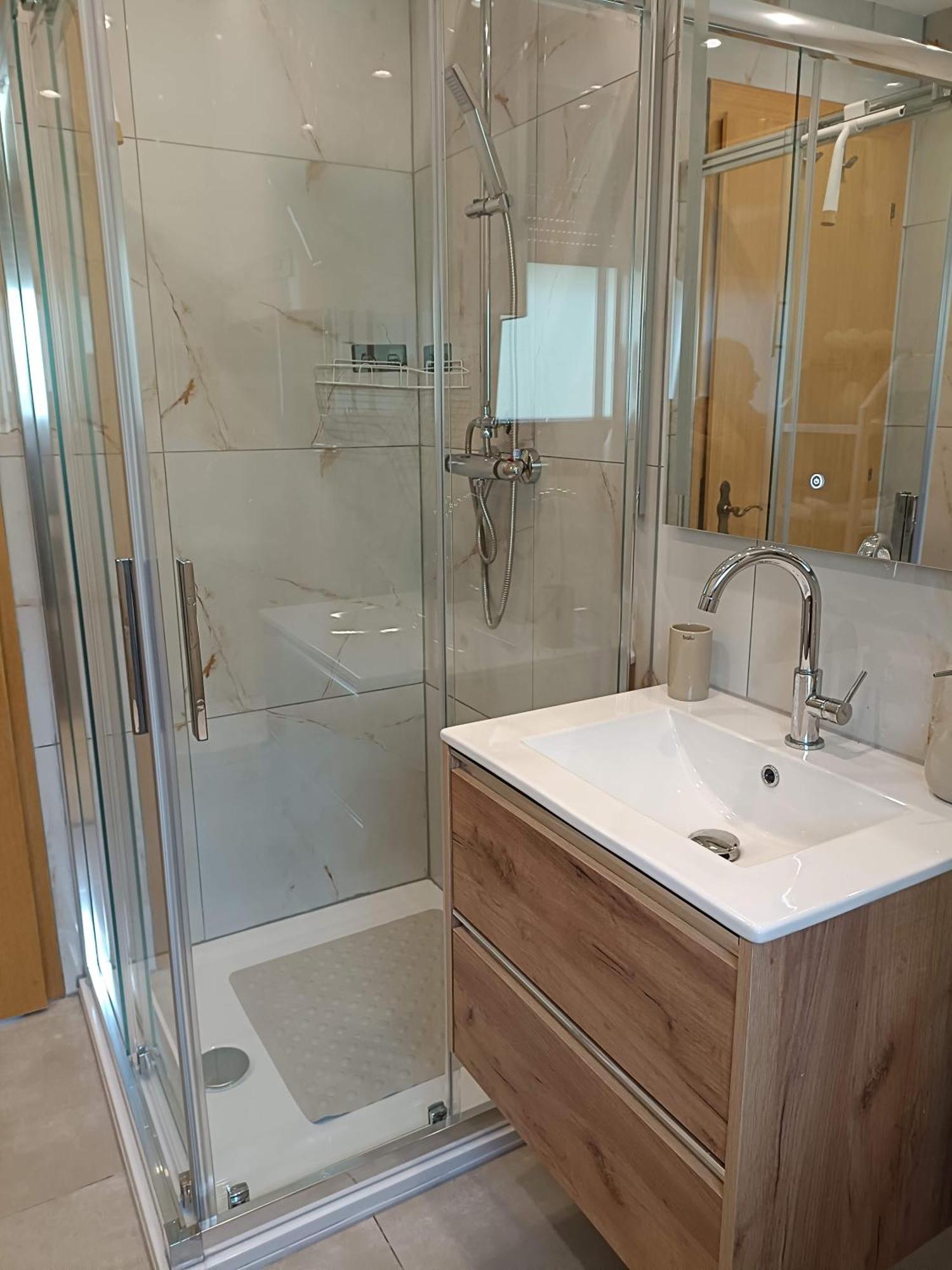 Haus Flora - Ferienwohnung Bodensdorf Luaran gambar